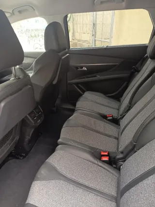 Peugeot 5008 2020