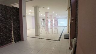 Local comercial en venta en San Pedro de Deusto-La Ribera en Bilbao