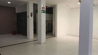 Local comercial en venta en San Pedro de Deusto-La Ribera en Bilbao