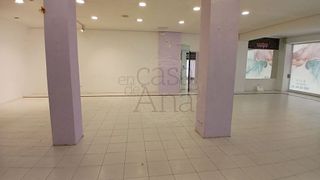 Local comercial en venta en San Pedro de Deusto-La Ribera en Bilbao
