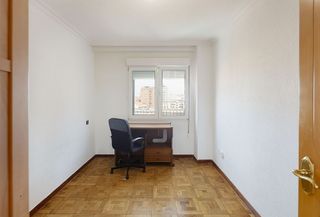 Piso en venta en Centro en Gijón