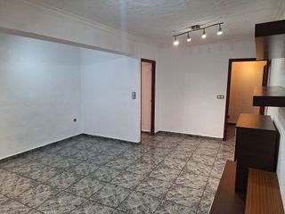 Piso en venta en Ciutat Fallera en Valencia