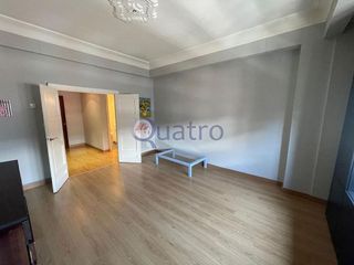 Piso en venta en Centro Ciudad en León