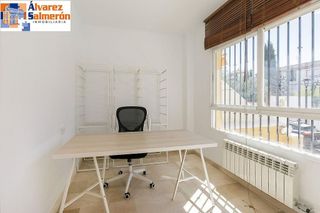 Casa adosada en venta en Ogíjares