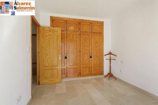 Casa adosada en venta en Ogíjares