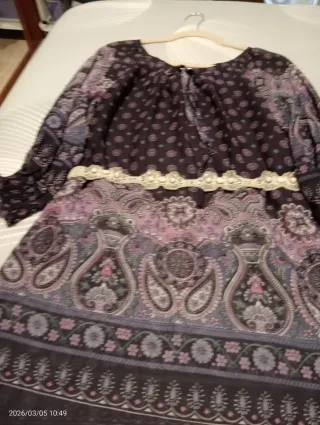 Blusón tipo gasa estampado malva/morado talla M