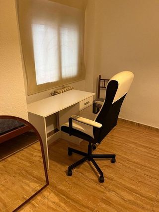 Piso en alquiler en Pajaritos - Plaza de Toros en Granada