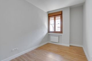 Piso en alquiler en Cuatro Caminos en Madrid