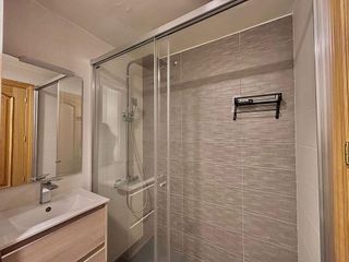 Piso en alquiler en Valdeacederas en Madrid