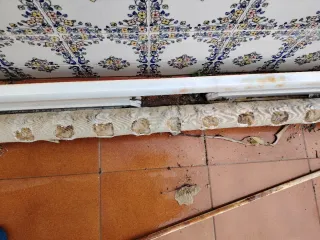 Estructura toldo brazo metal y plástico