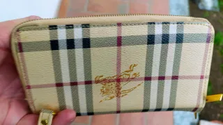 Portafoglio Grande Zip Burberry motivo Check