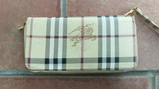 Portafoglio Grande Zip Burberry motivo Check