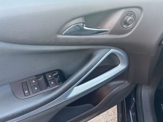 OPEL Zafira Tourer 2.0 CDTi 130 CV SS Ecoflex Selective