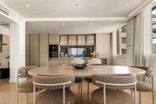 Piso en venta en Nueva Andalucía centro en Marbella