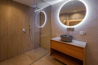 Piso en venta en Nueva Andalucía centro en Marbella