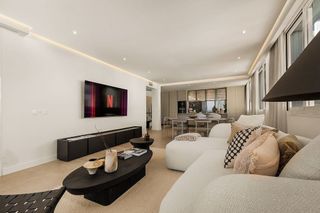 Piso en venta en Nueva Andalucía centro en Marbella