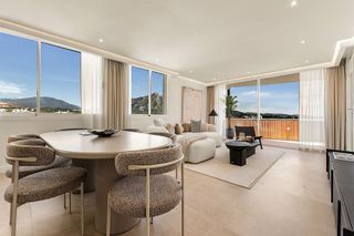 Piso en venta en Nueva Andalucía centro en Marbella