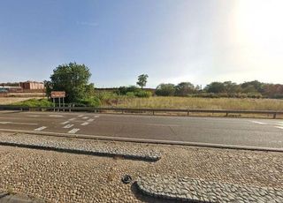 Terreno en venta en Ctra de Sevilla - Ronda sur en Badajoz