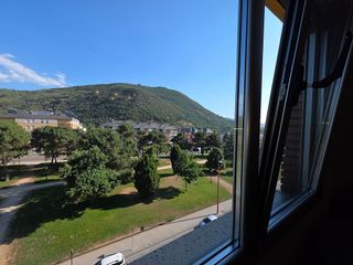 Piso en venta en Flores de Sil - La Placa en Ponferrada