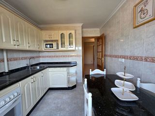 Piso en venta en Flores de Sil - La Placa en Ponferrada