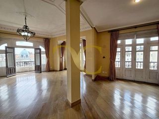 Piso en venta en Campo San Francisco - Plaza de América en Oviedo