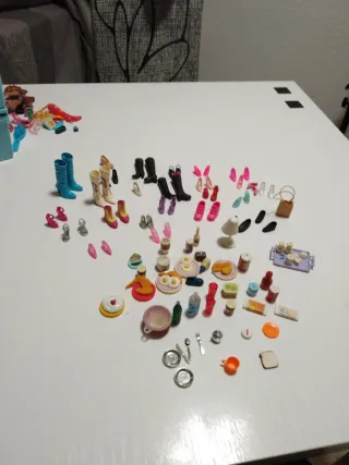 Lote di Abbigliamento e Accessori Barbie Anni '80/'90