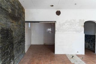 Local comercial en venta en Olesa de Montserrat