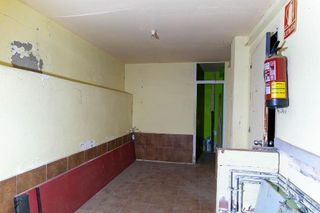Local comercial en venta en Olesa de Montserrat