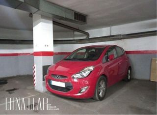 Garaje en venta en Centre - Colomeres - Rambles en Gavà