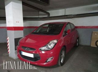 Garaje en venta en Centre - Colomeres - Rambles en Gavà