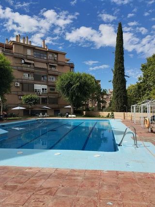 Piso en alquiler en Barrio de Zaidín en Granada