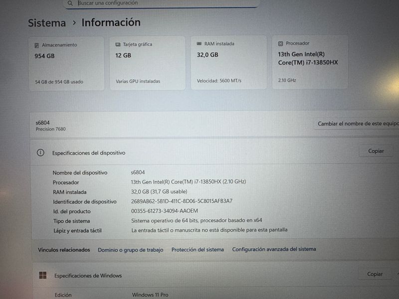 Portátil Dell i7 / 32 Gb / 1 Tb con GRÁFICA RTX afbeelding 5
