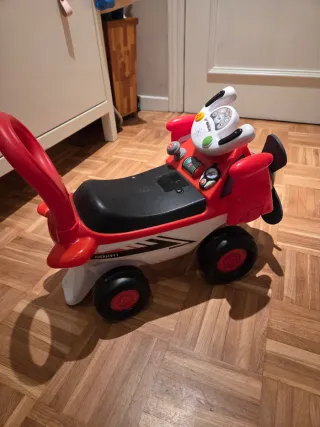 Correpasillos Avión Cars Rojo moto bebe