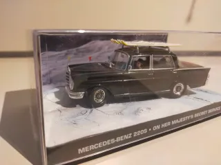 Mercedes Benz 220s 007 Escala 1/43