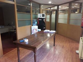 Local comercial en venta en Centro en Burgos