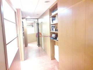 Local comercial en venta en Centro en Burgos