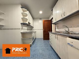 Piso en venta en Ruta de la Plata en Cáceres