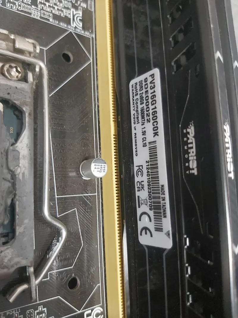 Placa ASUS H81M-P PLUS + Intel i7 4790 afbeelding 3