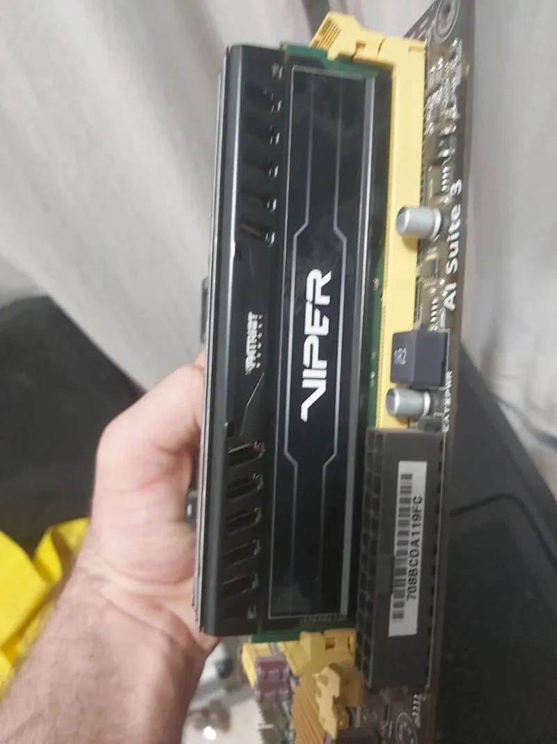Placa ASUS H81M-P PLUS + Intel i7 4790 afbeelding 4