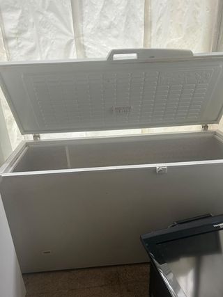 Arcón congelador grande