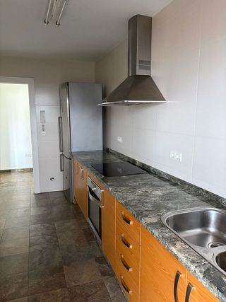 Piso en alquiler en Gamarra - La Trinidad en Málaga