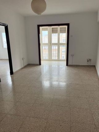 Piso en alquiler en Plaza de Toros - Santa Rita en Almería