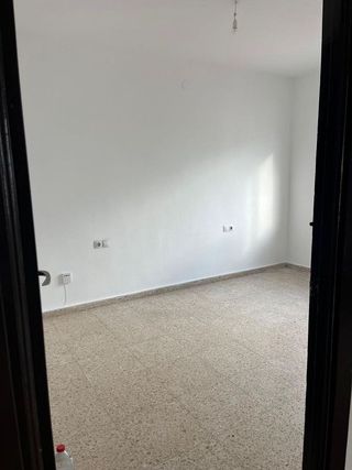 Piso en alquiler en Plaza de Toros - Santa Rita en Almería