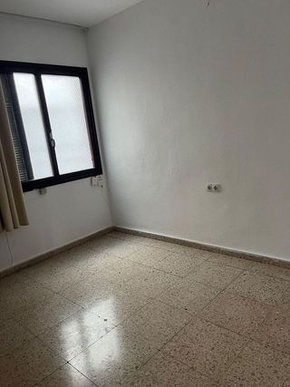 Piso en alquiler en Plaza de Toros - Santa Rita en Almería
