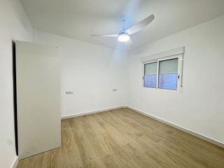 Piso en alquiler en Los Ángeles en Alicante