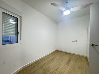 Piso en alquiler en Los Ángeles en Alicante