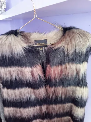 Chaleco pelo sintético largo