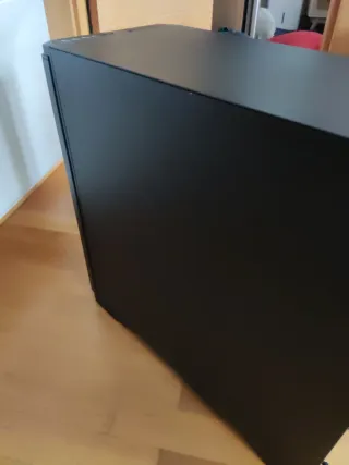 Caja Antec P101 Silent Midi