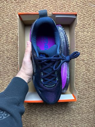 Nike Vomero 18 Uomo Taglia 44.5 Nuove