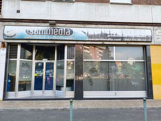 Local comercial en venta en Milán - Pumarín - Teatinos en Oviedo